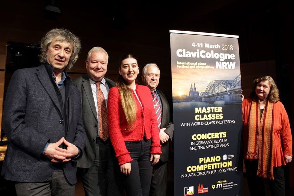 Vom 04. März – 11. März 2018 veranstaltet die ECCA GmbH in Kooperation mit der Hochschule für Musik Köln Standort Aachen das internationale Klavierfestival „ClaviCologne Aachen“ in der Stadt Aachen.